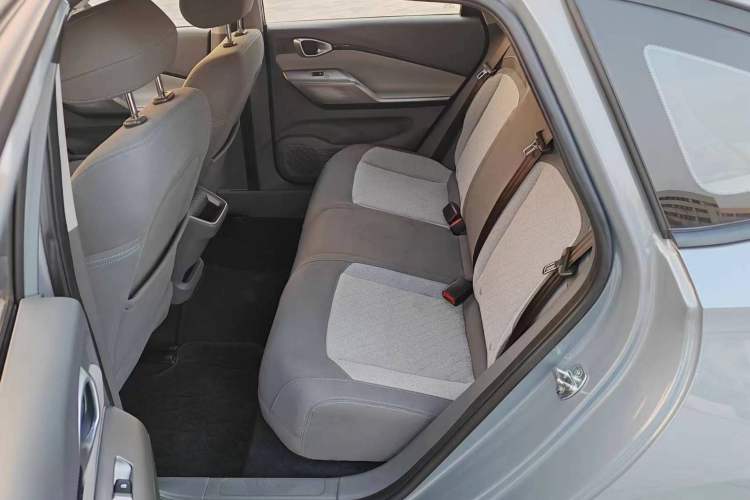 Used Baojun RC-5 2020 1.5L Manual Zhiyao Elite Edition Left Rear Seat