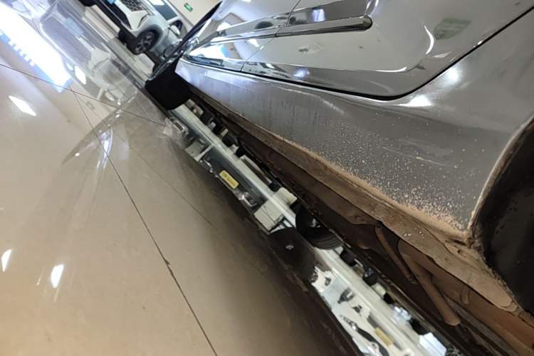 Used Baojun RC-5 2020 1.5L Manual Smart Luxury Edition Left Side Sill