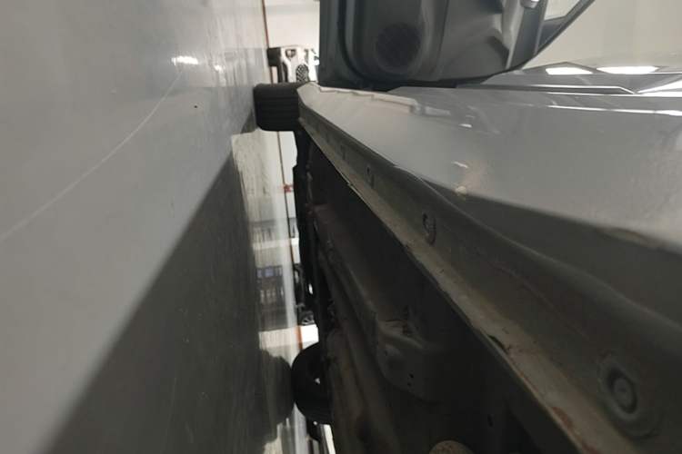 Used Baojun RC-5 2020 1.5L CVT Smart Elite Edition Left Side Sill