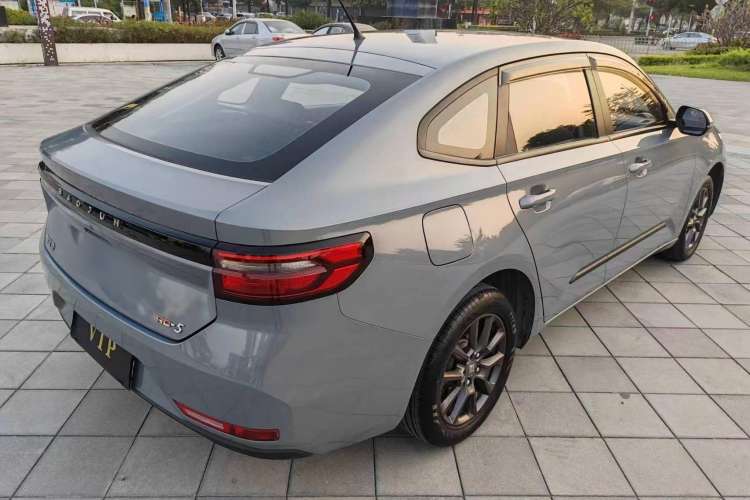 Used Baojun RC-5 2020 1.5L Manual Zhiyao Elite Edition Rear Right 45 Deg