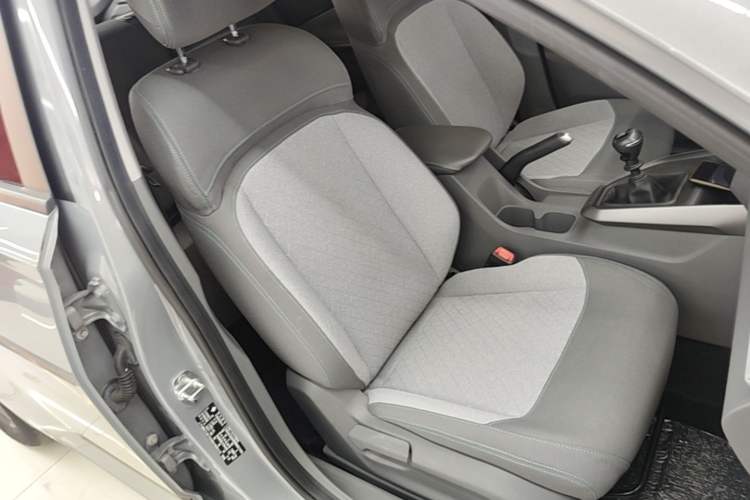 Used Baojun RC-5 2020 1.5L Manual Zhiyao Elite Edition Right Front Seat