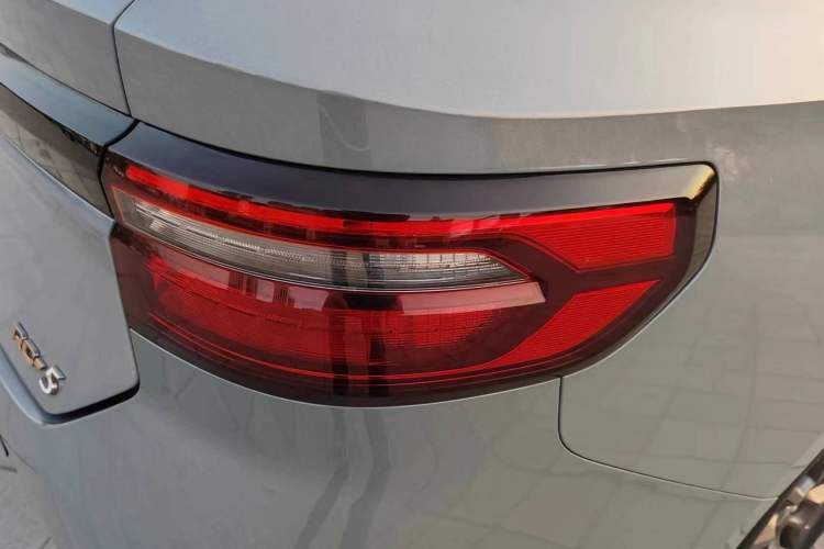 Used Baojun RC-5 2020 1.5L Manual Zhiyao Elite Edition Right Rear Taillight