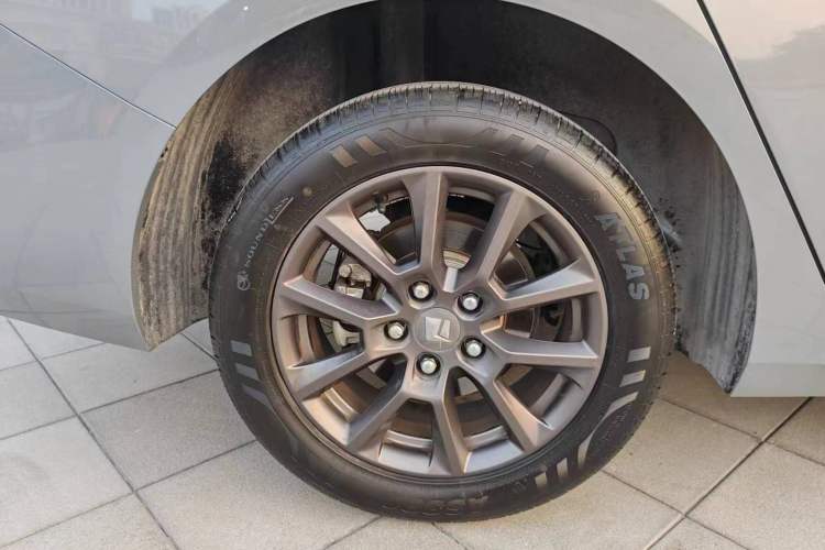 Used Baojun RC-5 2020 1.5L Manual Zhiyao Elite Edition Right Rear Wheel Hub