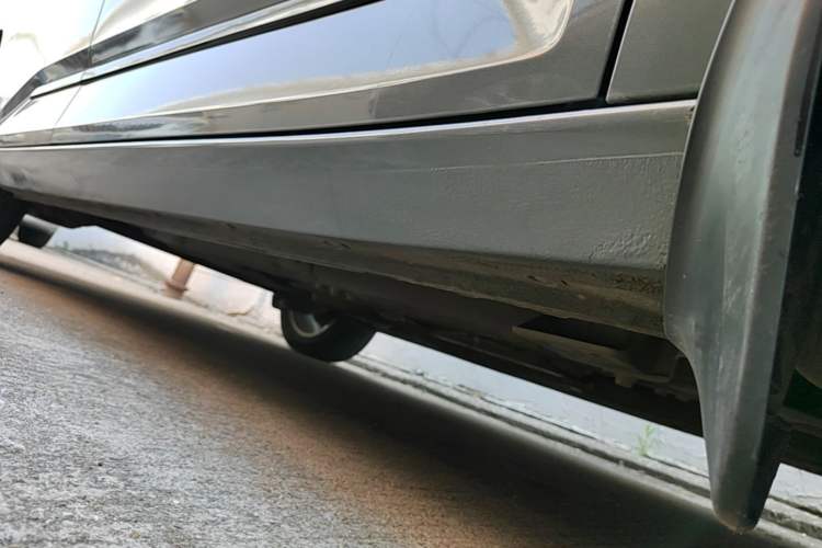 Used Baojun RC-5 2020 1.5T CVT Smart Shine Prestige Edition Right Side Sill