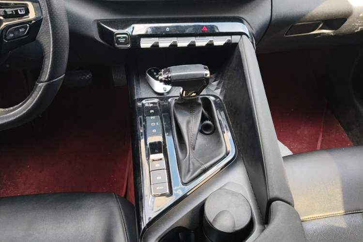 Used Baojun RC-5 2020 RC-5W 1.5T CVT Smart Shine Flagship Model Gear Lever