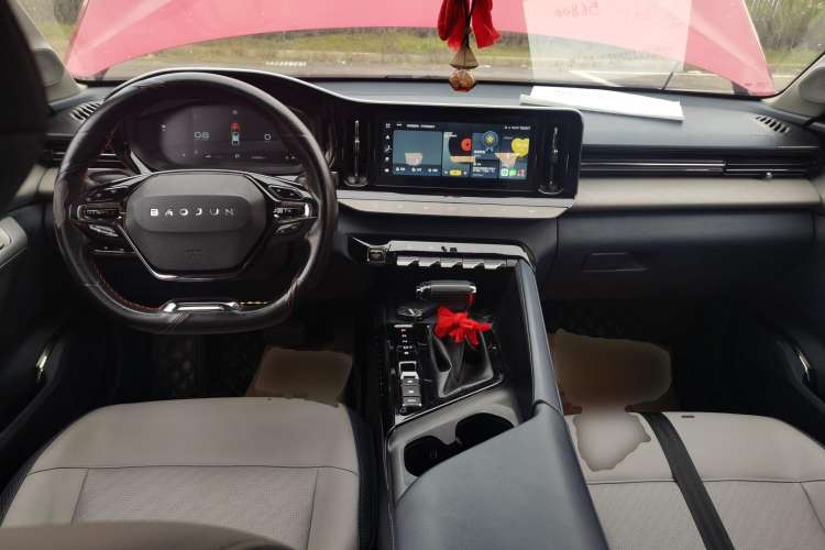 Used Baojun RC-5 2020 1.5T CVT Smart Shine Prestige Edition Center Console