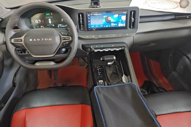 Used Baojun RC-5 2020 1.5L CVT Smart Elite Edition Center Console