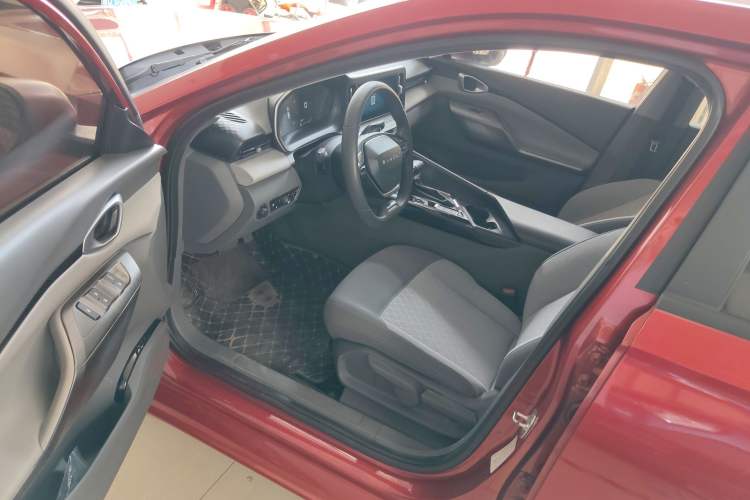 Used Baojun RC-5 2020 1.5L CVT Smart Elite Edition Driver Seat