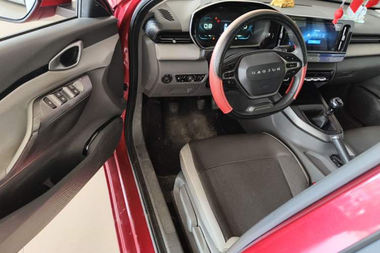 Used Baojun RC-5 2020 1.5T Manual Smart Luxury Edition Driver Seat