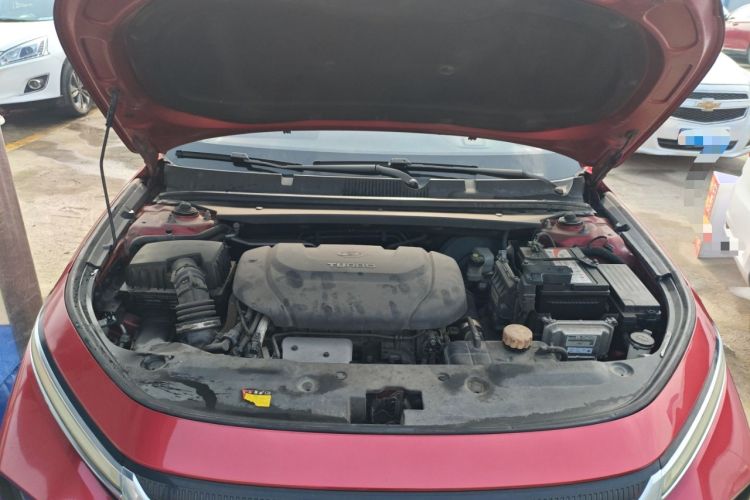 Used Baojun RC-5 2020 RC-5W 1.5T CVT Smart Luxury Edition Engine Bay
