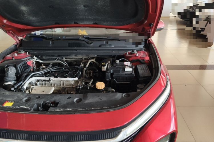 Used Baojun RC-5 2020 1.5T Manual Smart Luxury Edition Engine Bay Left