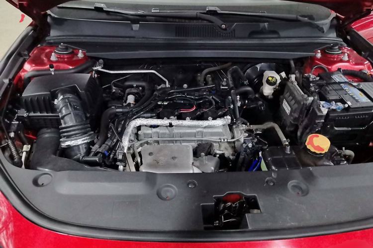 Used Baojun RC-5 2020 1.5T Manual Smart Luxury Edition Engine Bay
