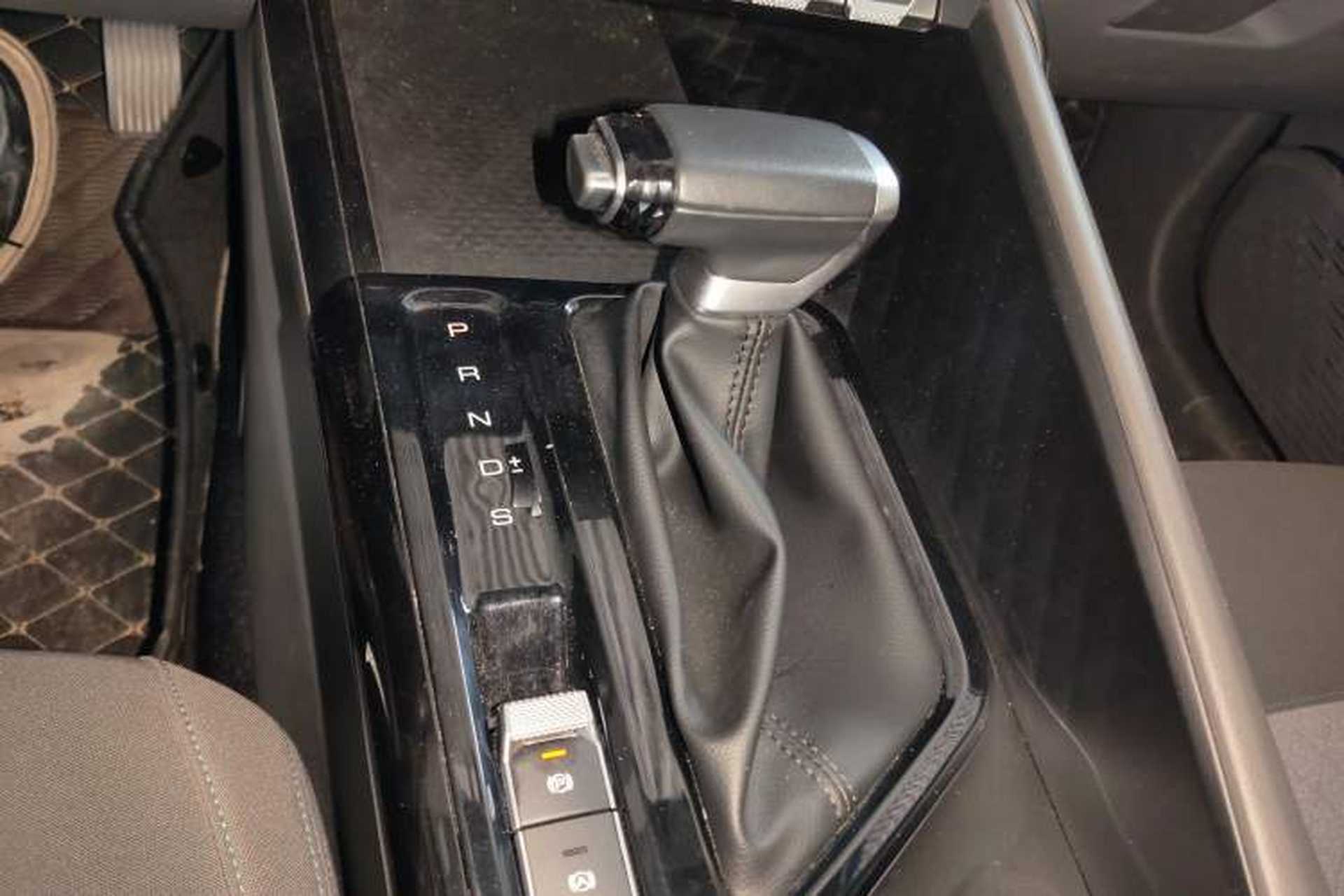 Used Baojun RC-5 2020 1.5L CVT Smart Elite Edition Gear Lever