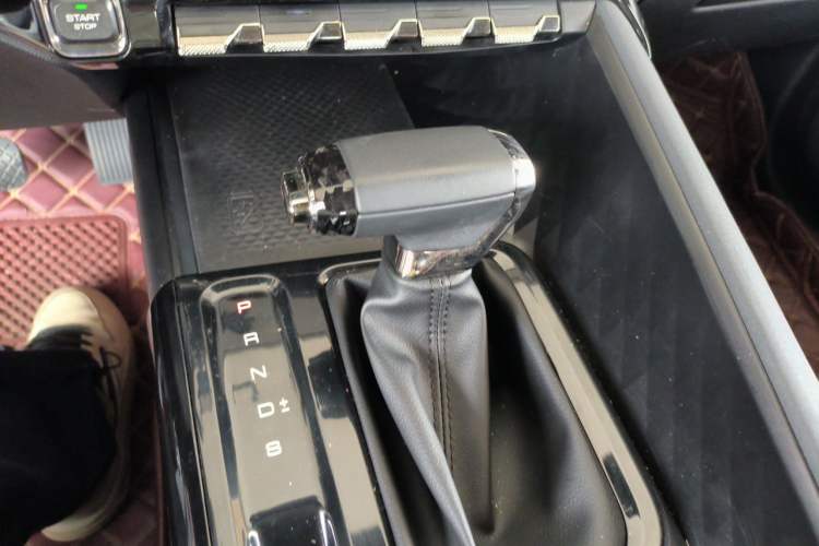 Used Baojun RC-5 2020 1.5T CVT Smart Shine Flagship Edition Gear Lever