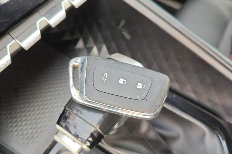 Used Baojun RC-5 2020 RC-5W 1.5T CVT Smart Luxury Edition Interior 1