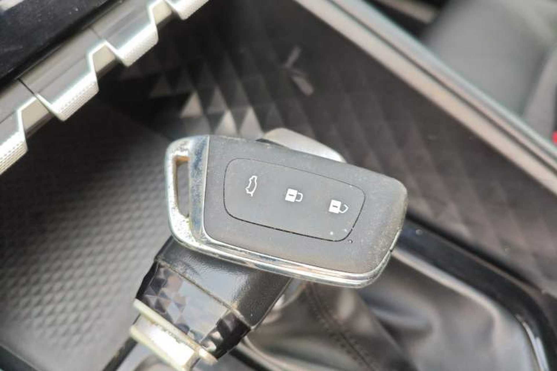 Used Baojun RC-5 2020 RC-5W 1.5T CVT Smart Luxury Edition Interior 1