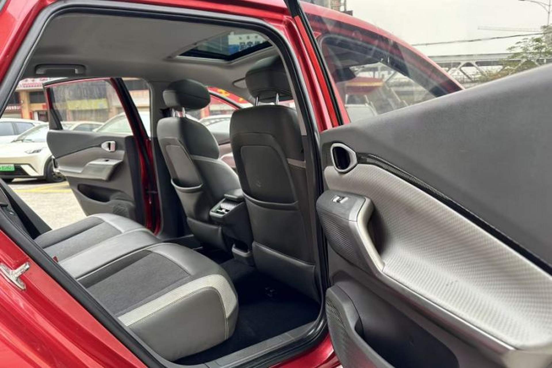 Used Baojun RC-5 2020 1.5T CVT Smart Luxury Edition Interior 2