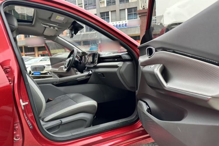 Used Baojun RC-5 2020 1.5T CVT Smart Luxury Edition Interior 8