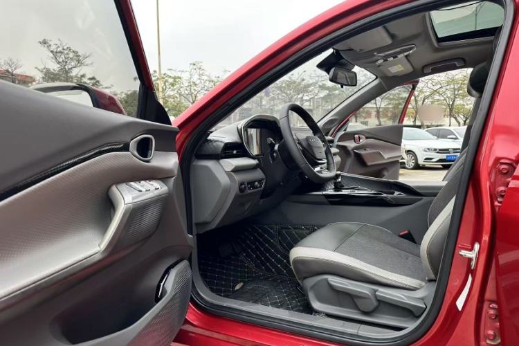 Used Baojun RC-5 2020 1.5T CVT Smart Luxury Edition Interior 9