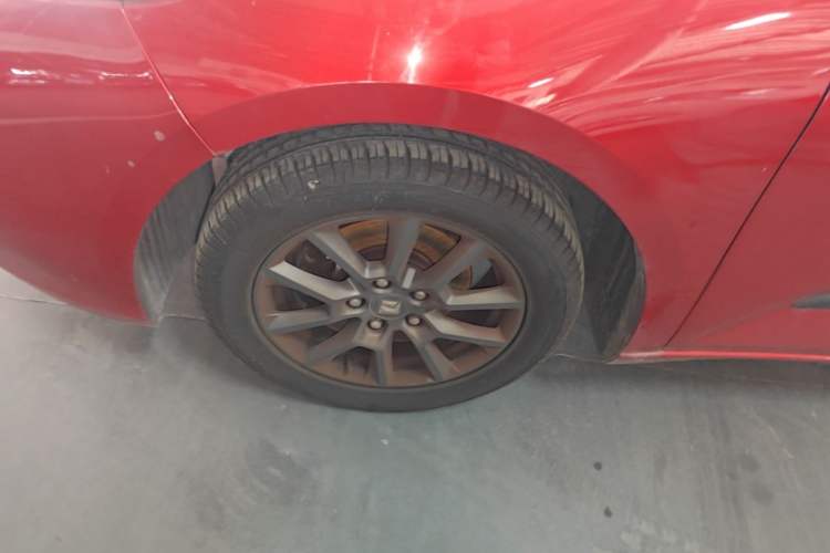 Used Baojun RC-5 2020 1.5L CVT Smart Elite Edition Left Front Wheel Hub