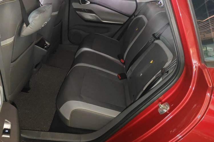 Used Baojun RC-5 2020 1.5T CVT Smart Luxury Edition Left Rear Seat