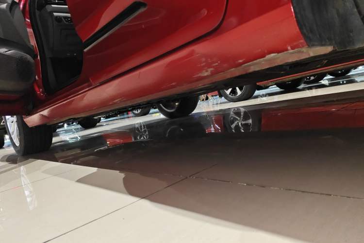 Used Baojun RC-5 2020 1.5T CVT Smart Luxury Edition Left Side Sill