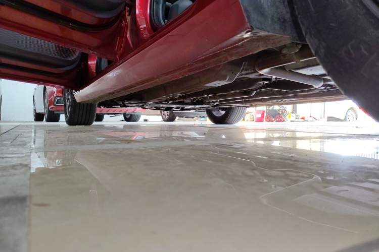 Used Baojun RC-5 2020 1.5L CVT Smart Elite Edition Left Side Sill