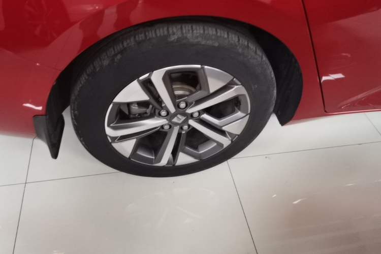 Used Baojun RC-5 2020 1.5T CVT Smart Shine Flagship Edition Right Rear Wheel Hub