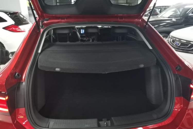Used Baojun RC-5 2020 1.5T CVT Smart Shine Flagship Edition Trunk