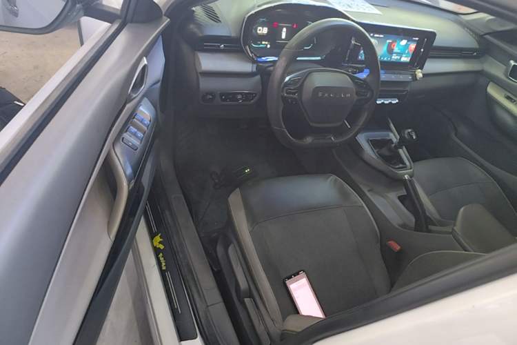 Used Baojun RC-5 2020 1.5L Manual Smart Luxury Edition Driver Seat