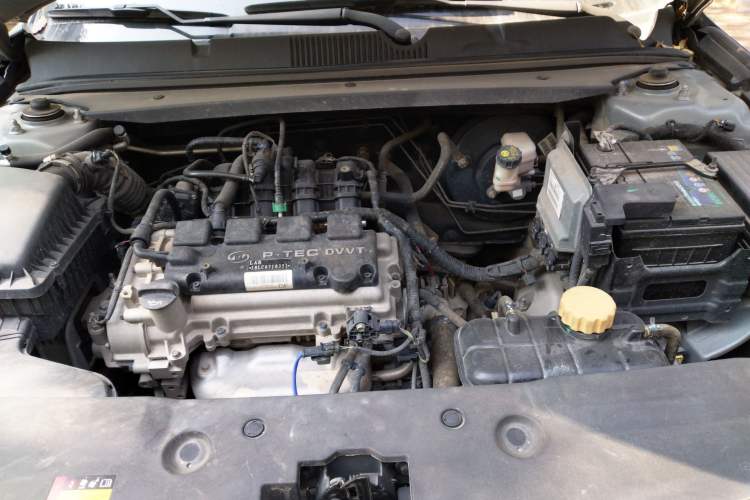 Used Baojun RC-5 2020 1.5L Manual Zhiyao Elite Edition Engine Bay