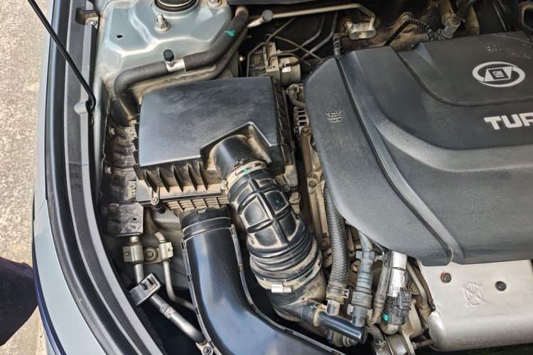 Used Baojun RC-5 2020 1.5T CVT Smart Luxury Edition Engine Bay Right