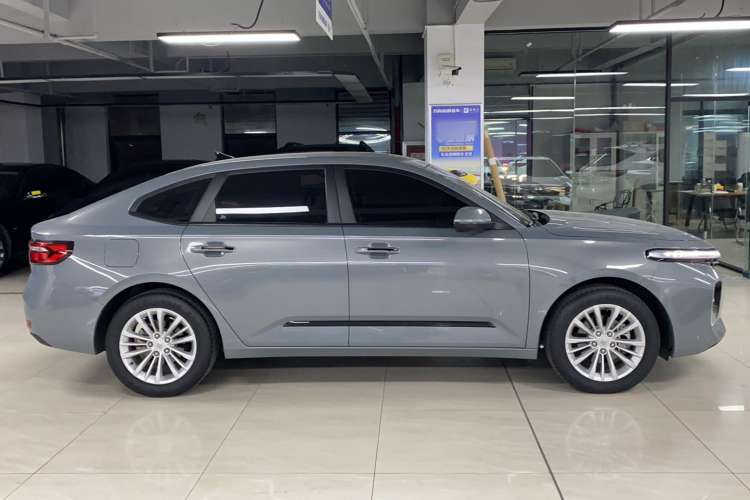 Used Baojun RC-5 2020 1.5T CVT Smart Luxury Edition Exterior 2