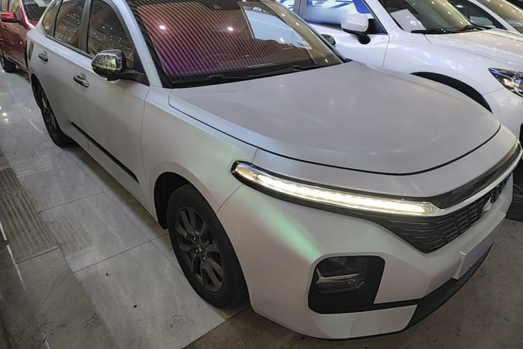 Used Baojun RC-5 2020 1.5L Manual Smart Luxury Edition Front Right 45 Deg