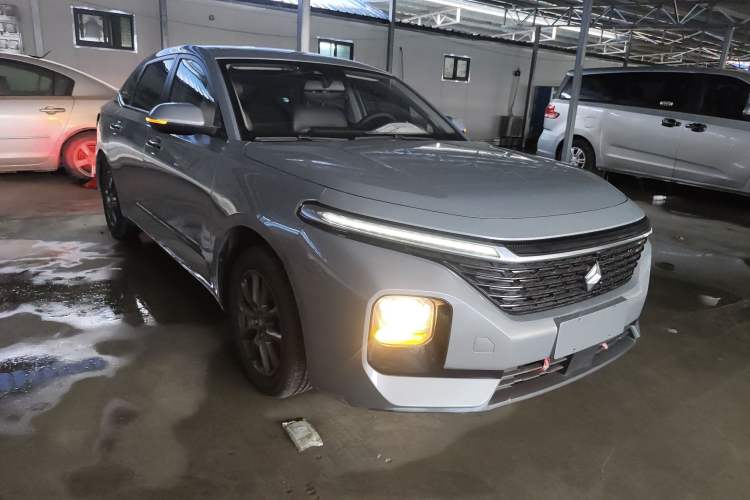 Used Baojun RC-5 2020 1.5L Manual Smart Luxury Edition Front Right 45 Deg