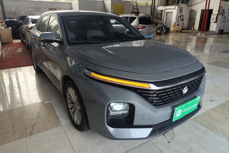 Used Baojun RC-5 2020 1.5T CVT Smart Shine Prestige Edition Front Right 45 Deg