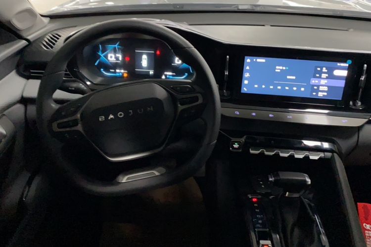 Used Baojun RC-5 2020 1.5T CVT Smart Luxury Edition Interior 3