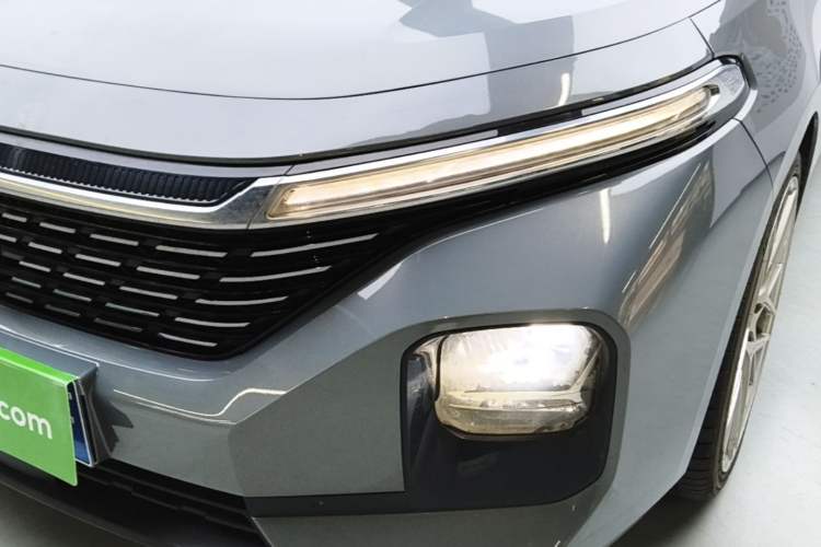 Used Baojun RC-5 2020 RC-5W 1.5T CVT Smart Shine Flagship Model Left Front Headlight