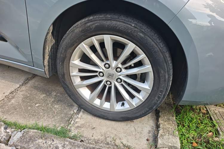 Used Baojun RC-5 2020 1.5T CVT Smart Luxury Edition Right Front Wheel Hub
