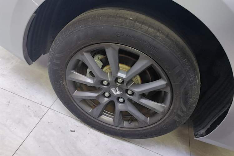 Used Baojun RC-5 2020 1.5L Manual Smart Luxury Edition Right Rear Wheel Hub