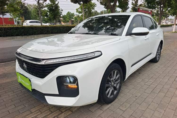 Used Baojun RC-5 2020 1.5L Manual Zhiyao Elite Edition Guazi used car, China used car export, Used car for sale, Used Baojun cars, Cheapest cars for sale