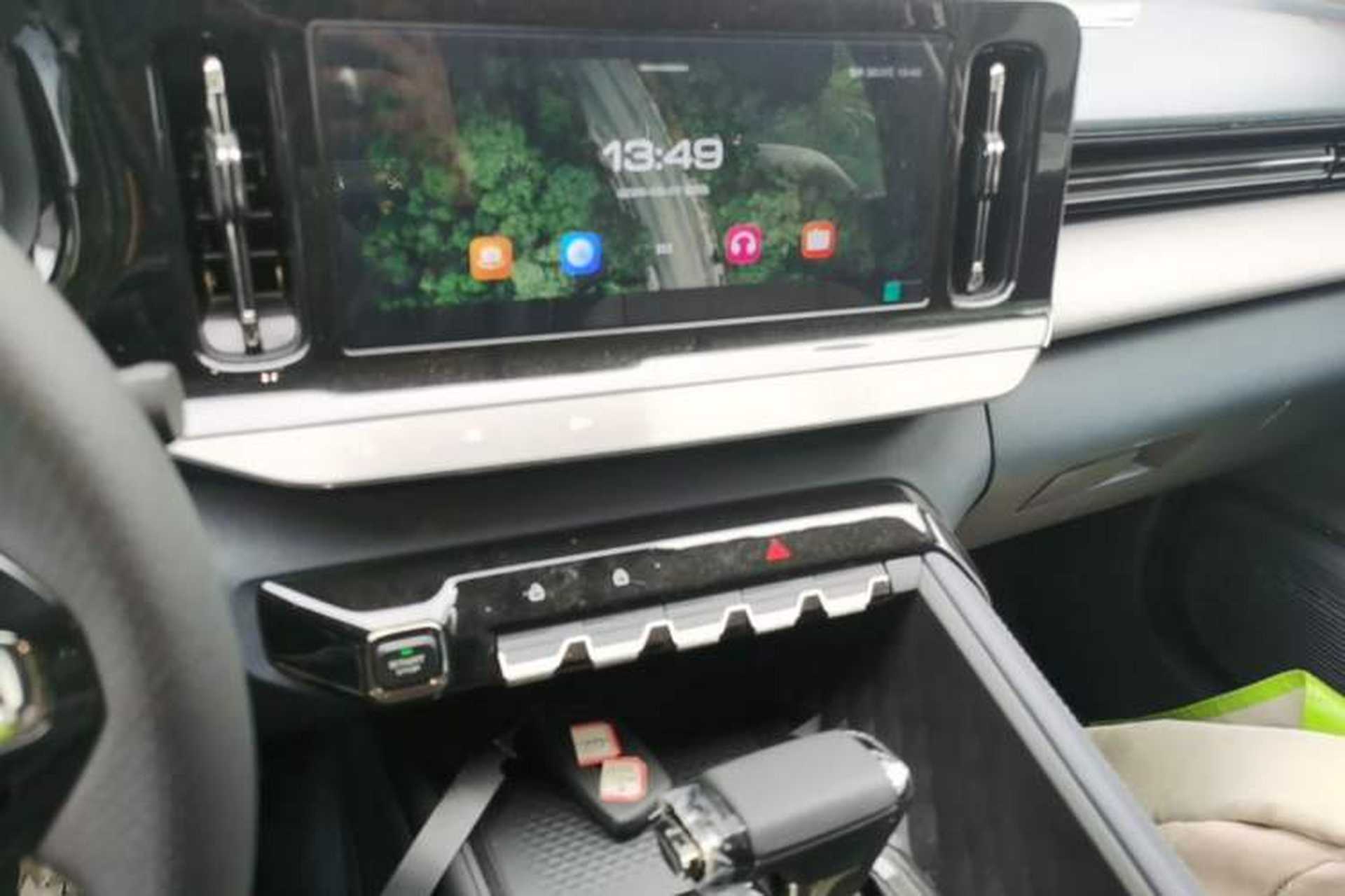 Used Baojun RC-5 2020 1.5T CVT Smart Shine Prestige Edition Audio And AC Panel