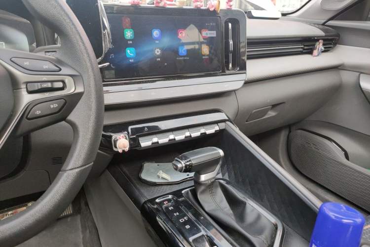 Used Baojun RC-5 2020 1.5T CVT Smart Luxury Edition Audio And AC Panel