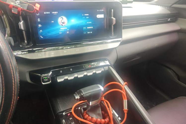 Used Baojun RC-5 2020 1.5T CVT Smart Luxury Edition Audio And AC Panel