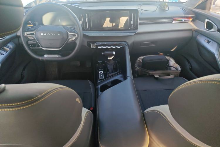 Used Baojun RC-5 2020 1.5T CVT Smart Luxury Edition Center Console