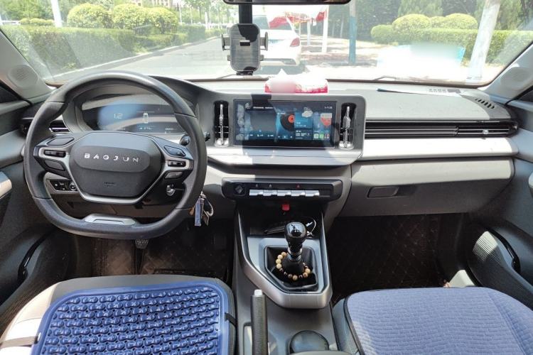 Used Baojun RC-5 2020 RC-5W 1.5L Manual Zhizhao Elite Edition Center Console
