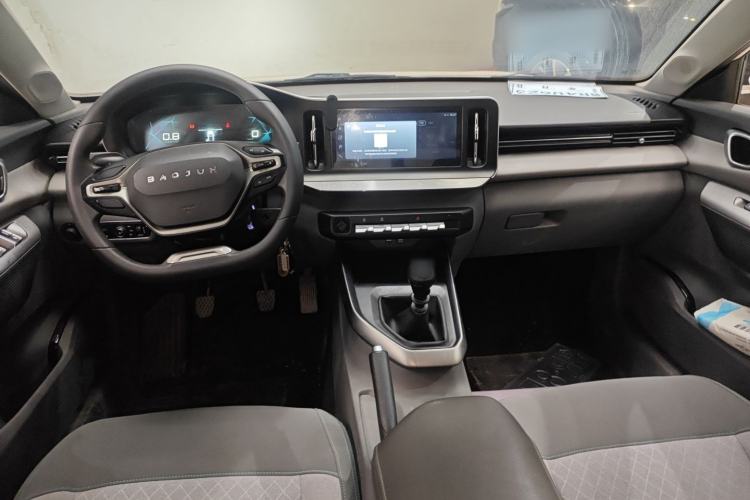 Used Baojun RC-5 2020 1.5L Manual Zhiyao Elite Edition Center Console
