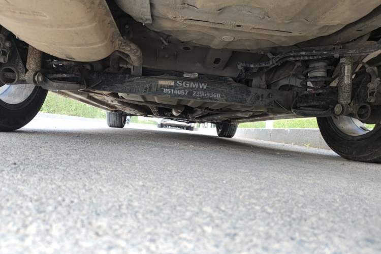 Used Baojun RC-5 2020 RC-5W 1.5L Manual Zhizhao Elite Edition Chassis Rear