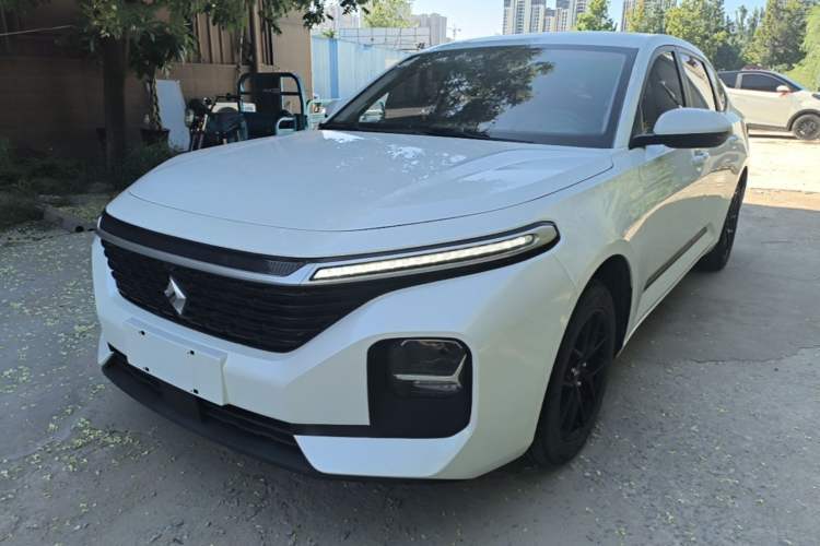 Used Baojun RC-5 2020 1.5L Manual Zhiyao Elite Edition Guazi used car, China used car export, Used car for sale, Used  cars, Cheapest cars for sale