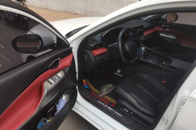 Used Baojun RC-5 2020 RC-5W 1.5T CVT Smart Shine Prestige Model Driver Seat